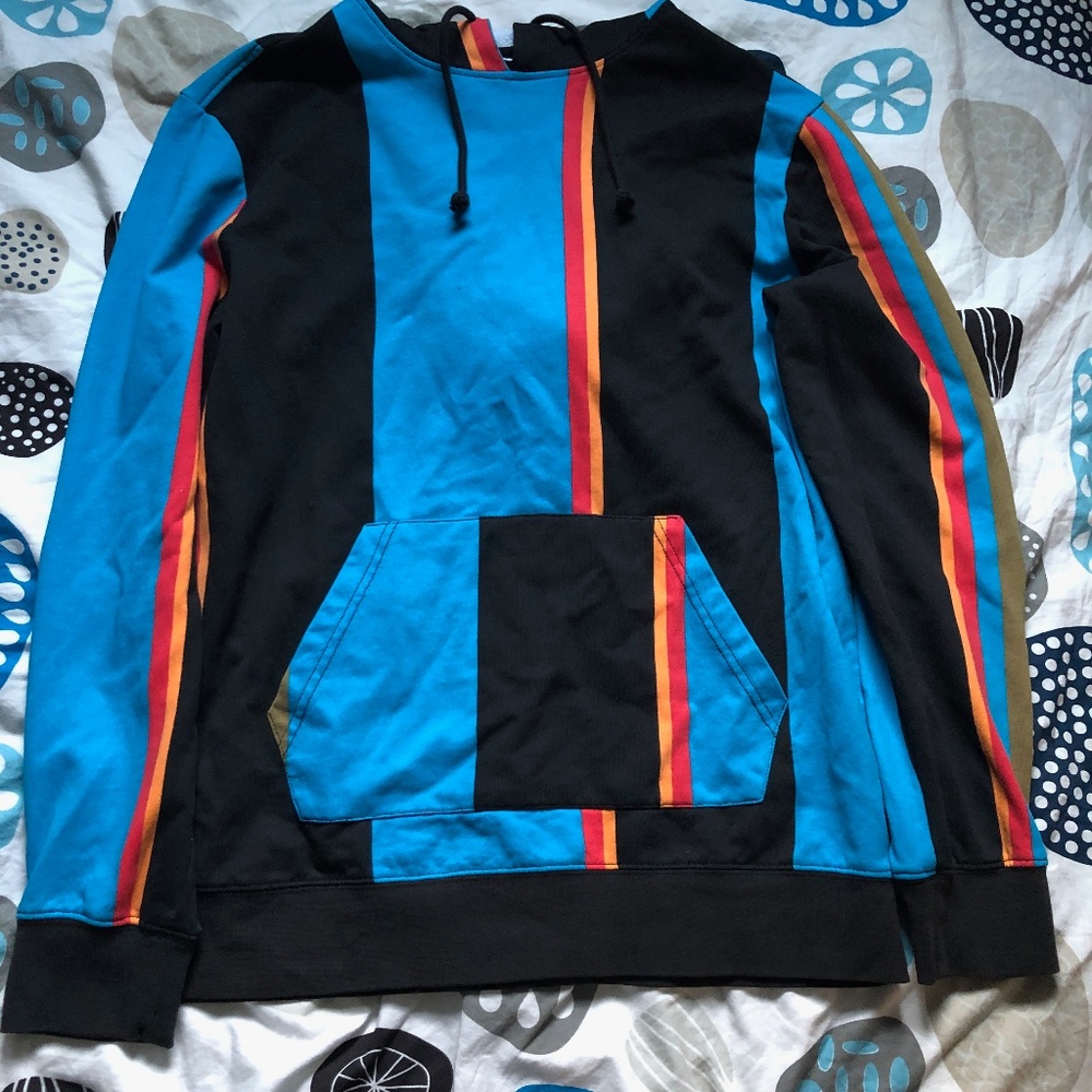 Pacsun Hoodie w/ black jeans